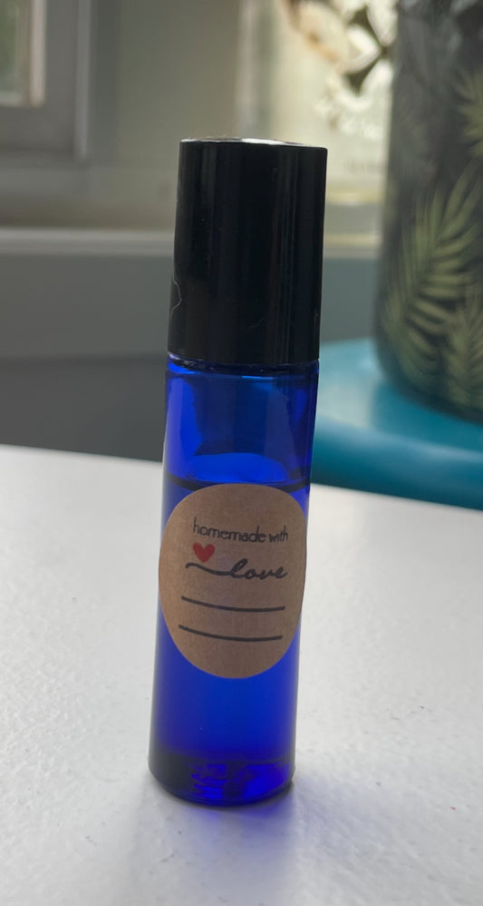 Castor, Sweet Almond, Vitamin E and Frankincense Roller bottles